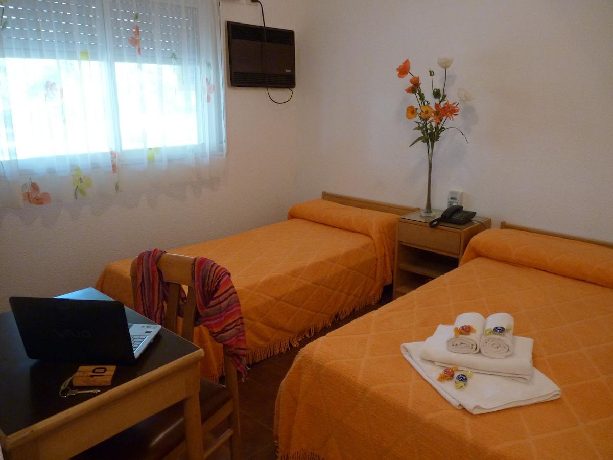 ריו קולורדו Hotel Quelu Leufu חדר תמונה