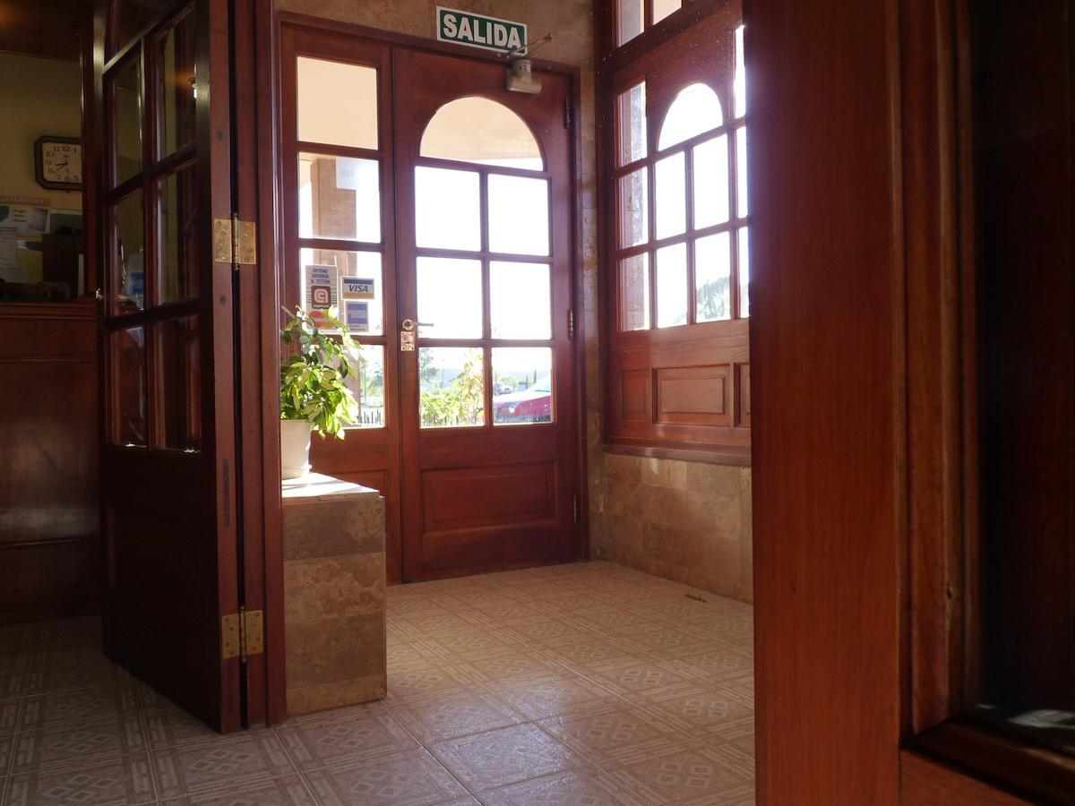 ריו קולורדו Hotel Quelu Leufu מראה חיצוני תמונה
